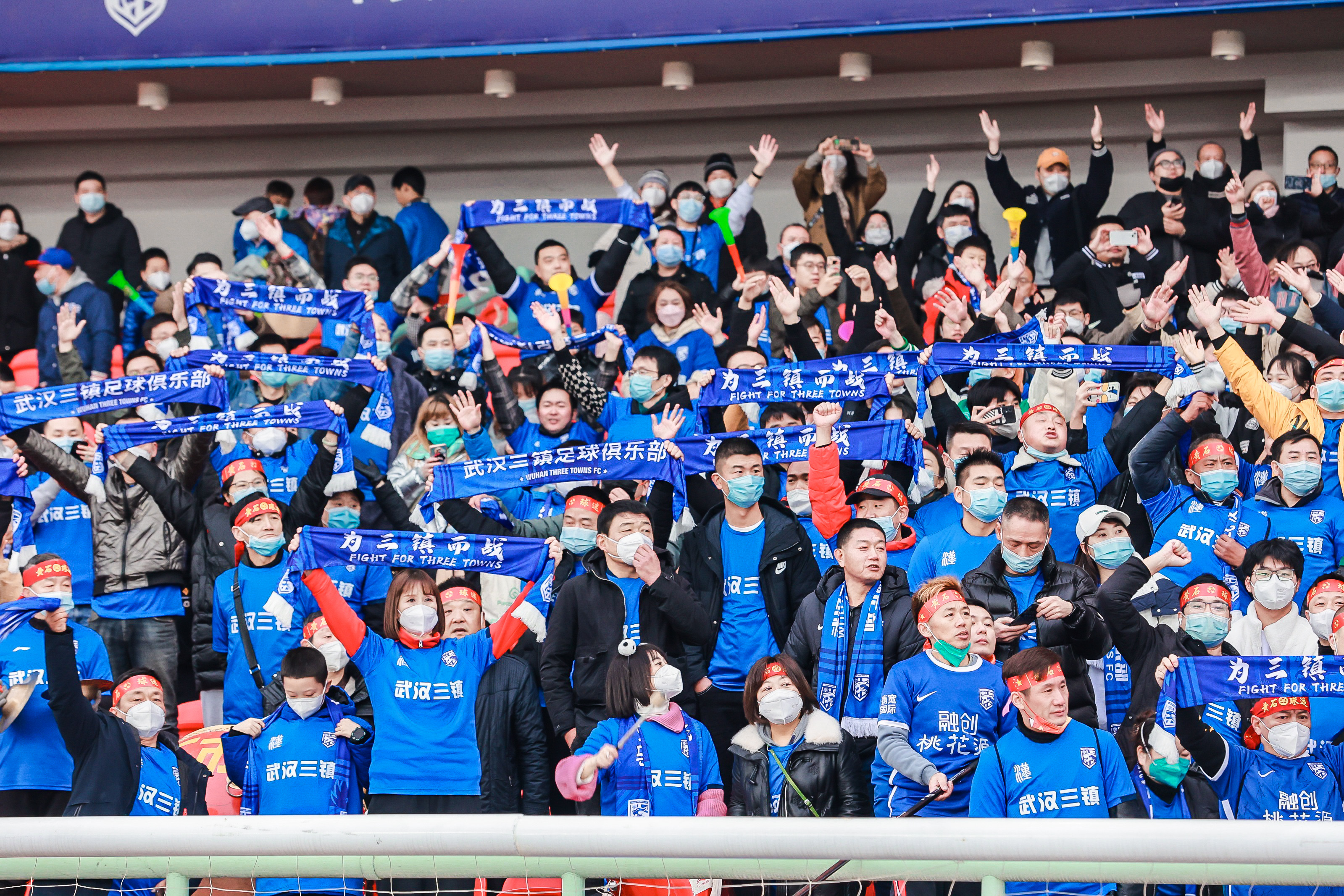 底特律活塞训练开放日，今夜门线救险引欢呼，中超在即，赛季目标并未改变 