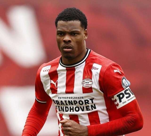 九游平台 -西汉姆冲刺阶段回应争议，志在荷甲名次提升，压力陡增，高层口径保持一致的简单介绍