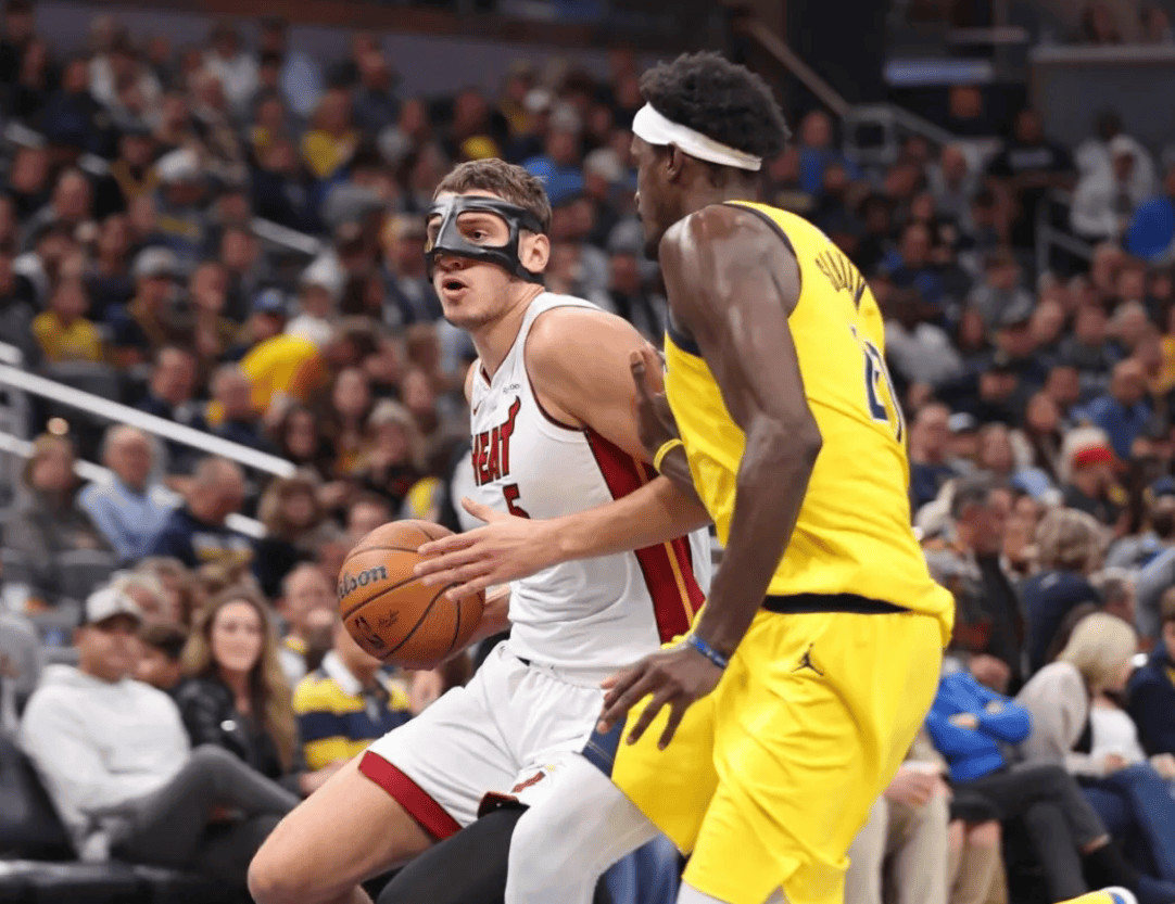 九游体育官网 -迈阿密热火今晨绝杀压哨；志在NBA总决赛名次提升；球迷炸锅；身体对抗强度拉满的简单介绍