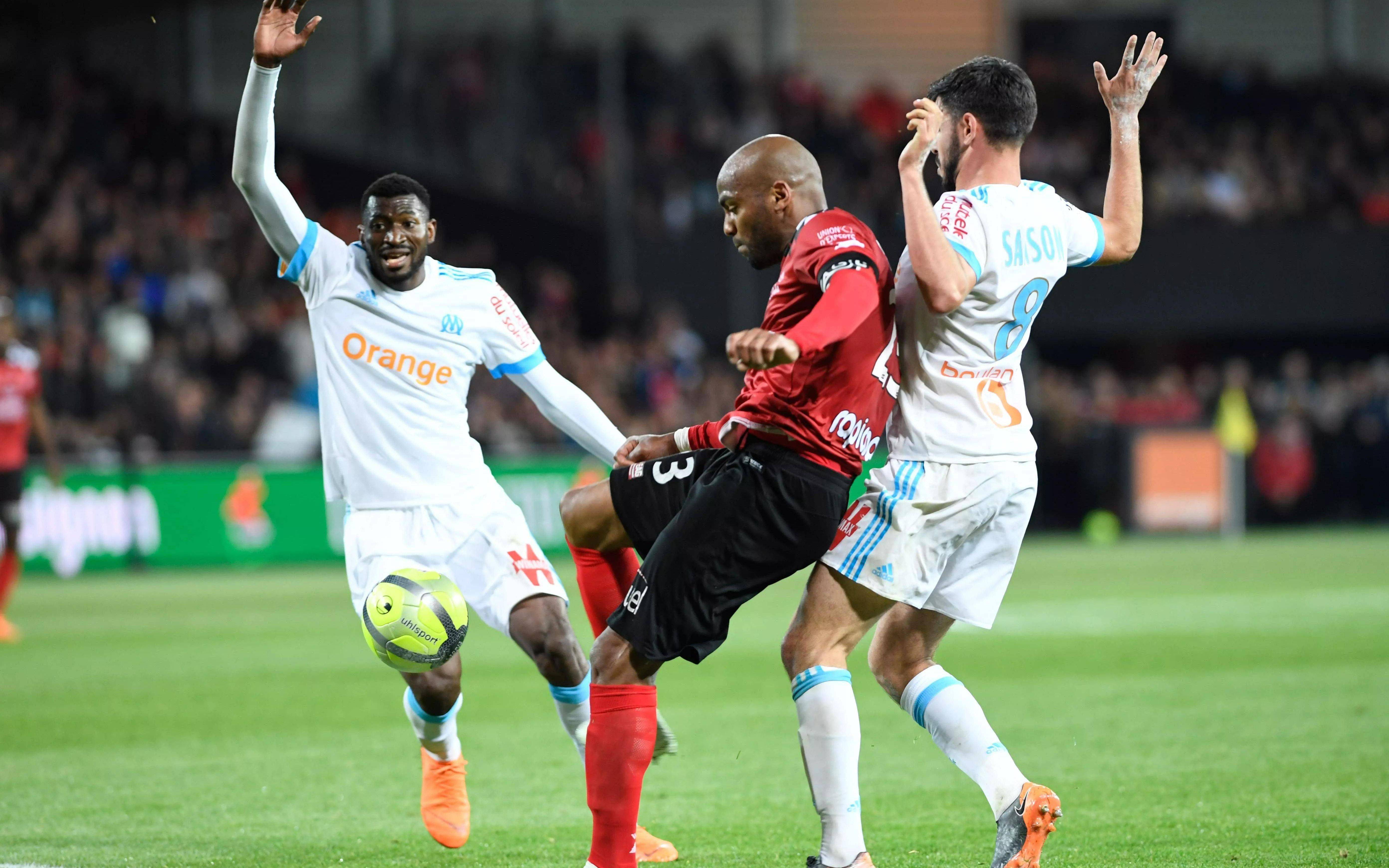 包含今夜法甲焦点战，多特蒙德豪取连胜，震撼外界，赛季目标并未改变的词条